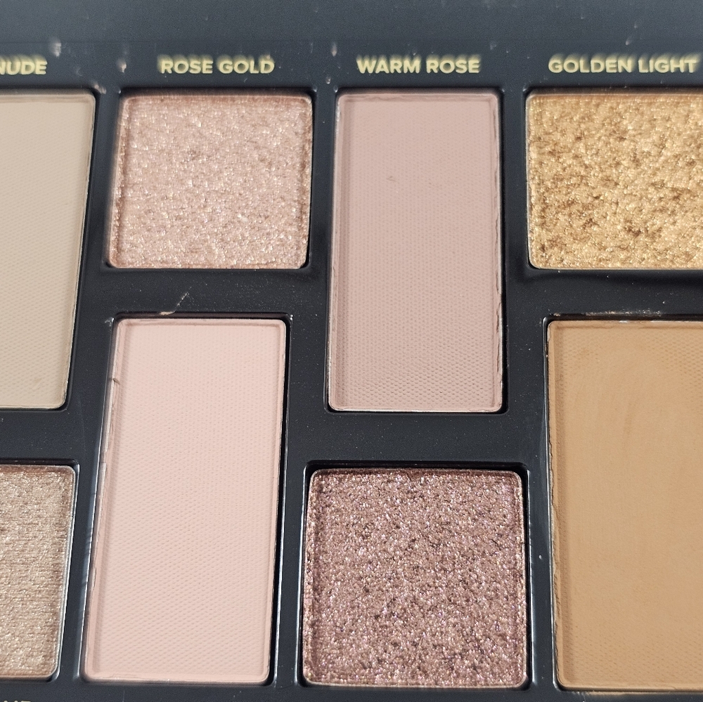 Two Faced Natural Nudes Eyeshadow Palette - Picture 4 of 5